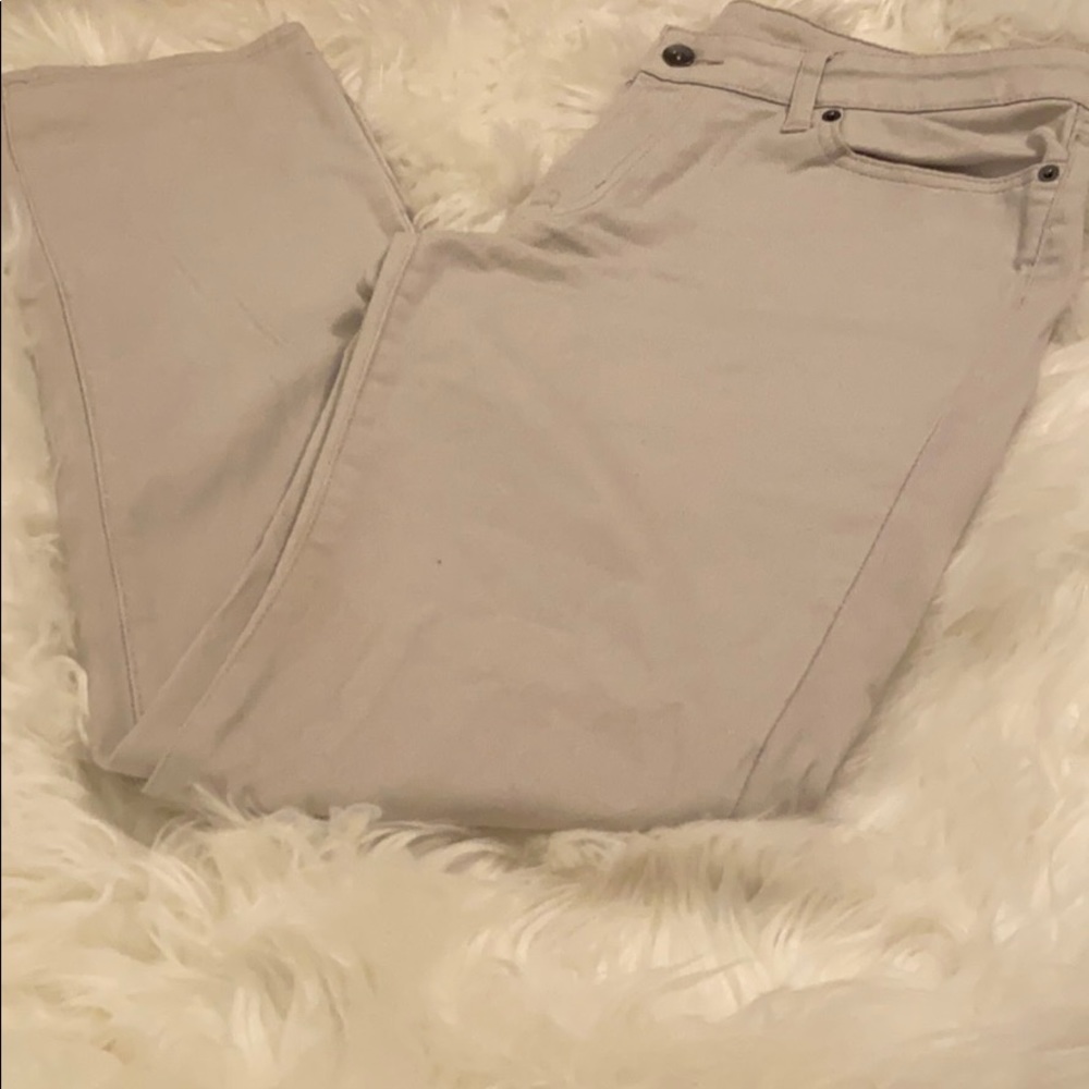 UNIQLO Skinny Fit Straight Jeans